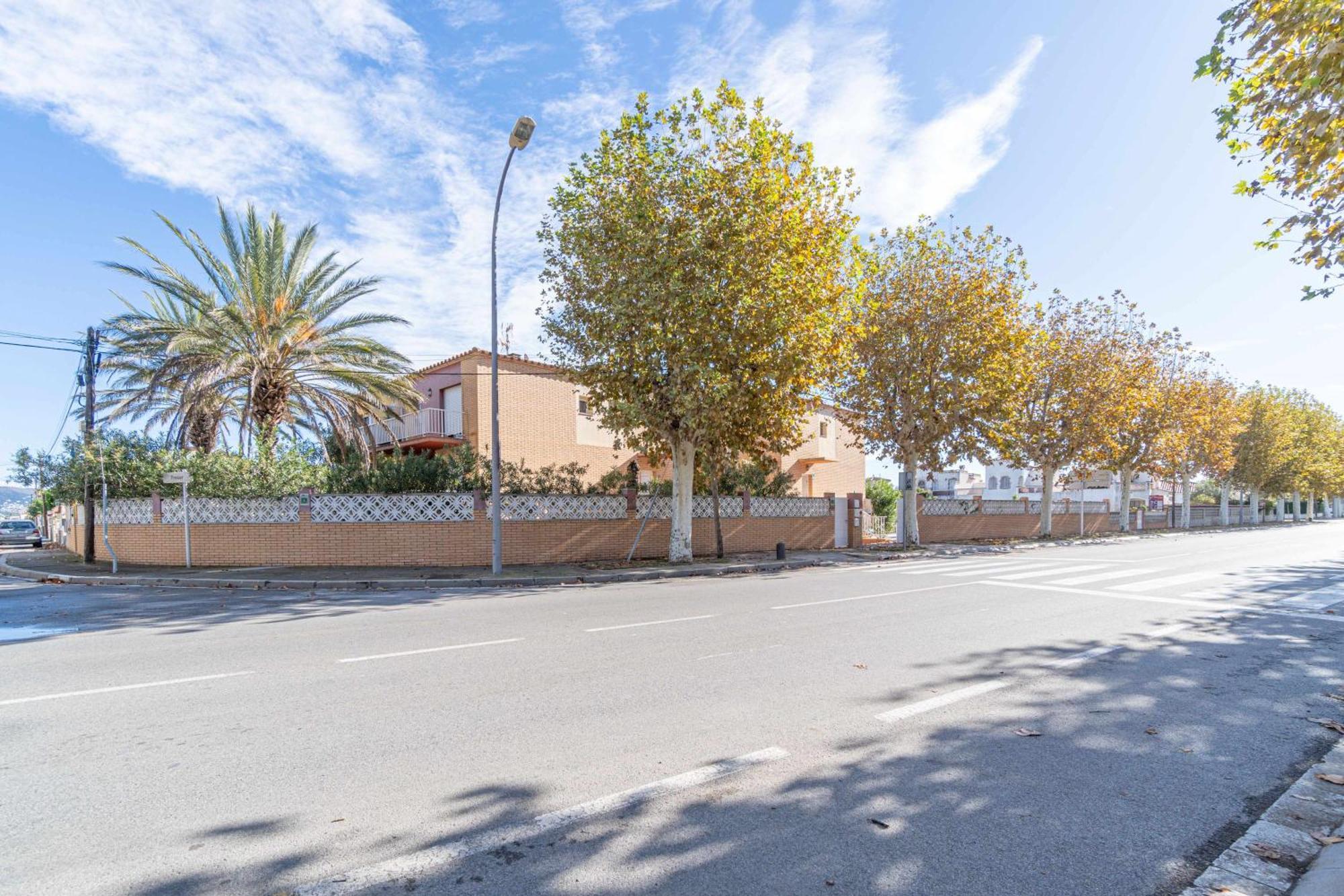 Jouvacations Villa Freser Empuriabrava Exterior foto